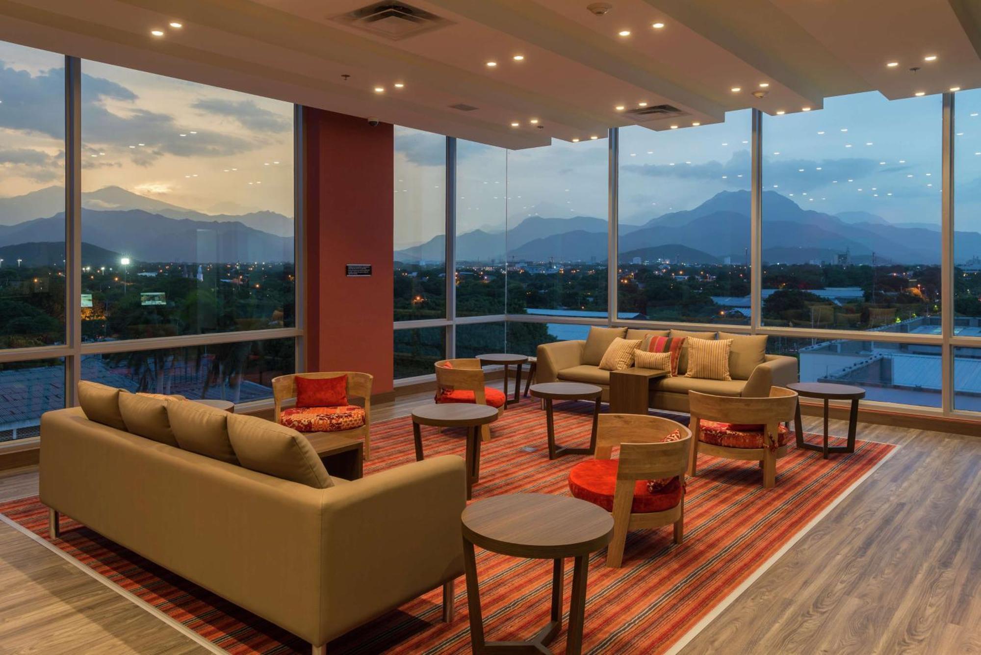 Hampton By Hilton Valledupar Exteriör bild